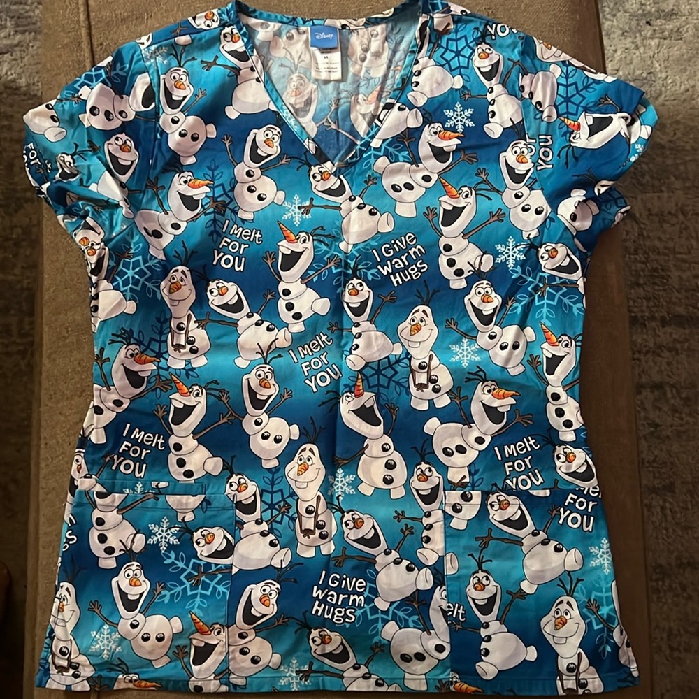 Olaf Scrub Top